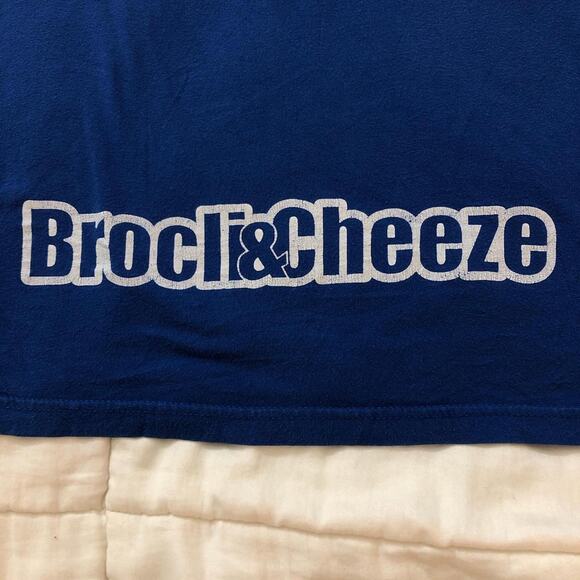 Blue Brocli & Cheeze Follow The Rabbit Graphic Logo Tee - Picture 4 of 6